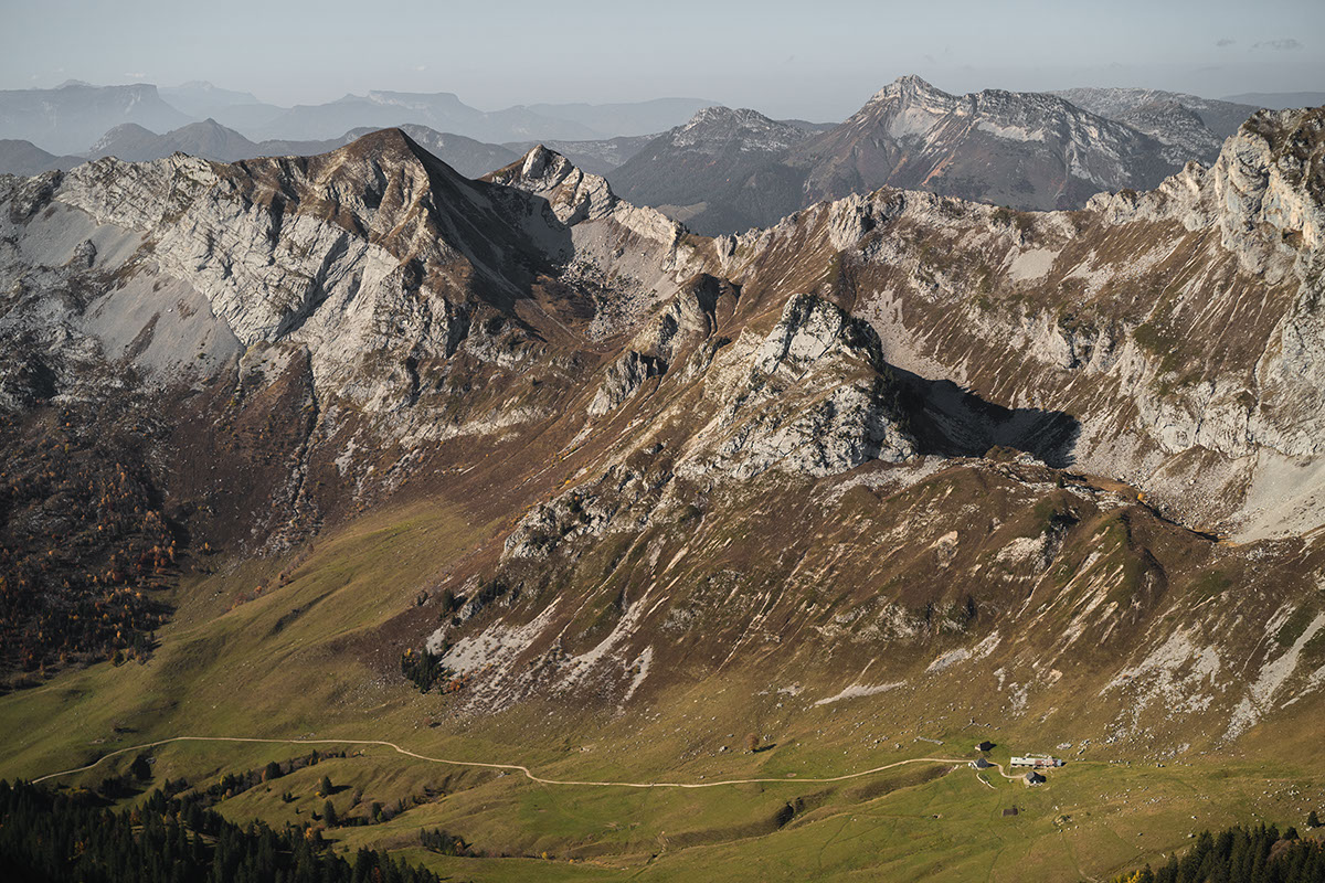 Trois Jours De Randonnée Dans Le Massif Des Bauges, En Savoie